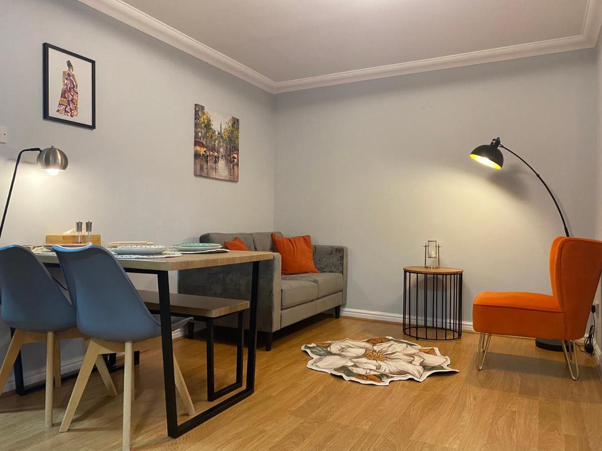 Private Main Door Lovely 2 Bedroom Apartment إدنبرة المظهر الخارجي الصورة