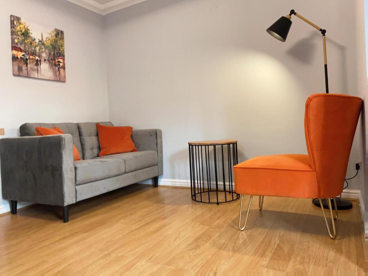 Private Main Door Lovely 2 Bedroom Apartment إدنبرة المظهر الخارجي الصورة