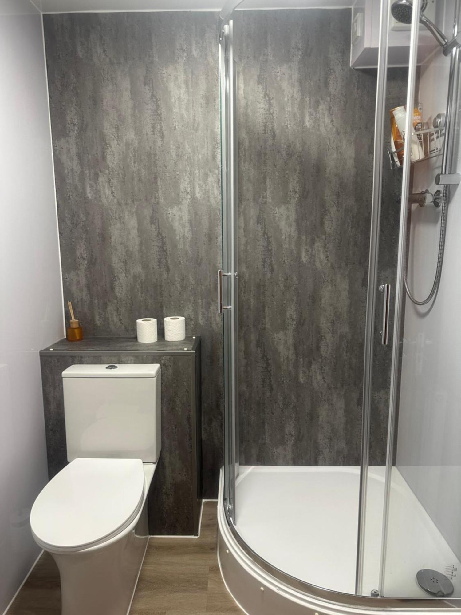 Private Main Door Lovely 2 Bedroom Apartment إدنبرة المظهر الخارجي الصورة